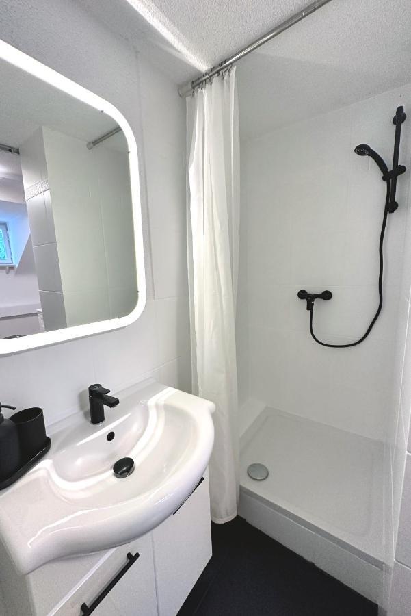 City-Apartment In Krefeld - Beuys Apartments - Krefeld Zewnętrze zdjęcie